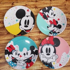 Disney Eats Mickey Minnie Mouse Ice Cream Dinnerware Set Melamine Plates Plastic